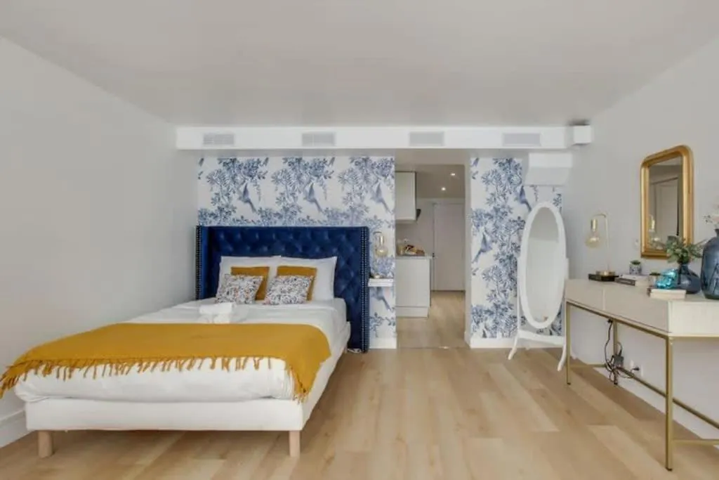 Modern French Studio Charm In The City Apartment